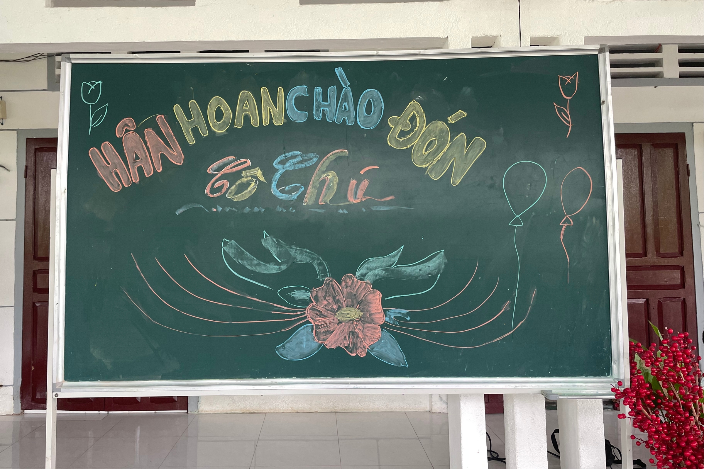 bang-phan-chao-don-happer-viet-nam-mai-am-tuong-lai.jpg
